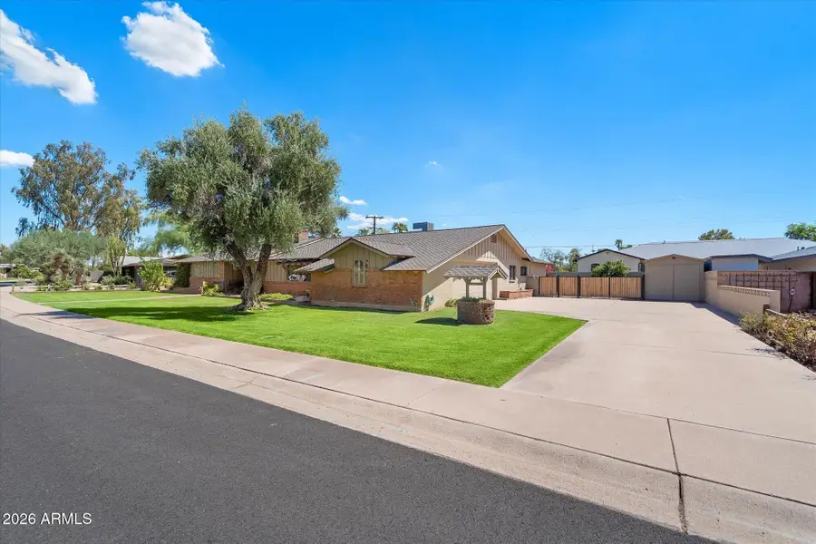 321 E Concorda Drive, Tempe, AZ 85282 - #3