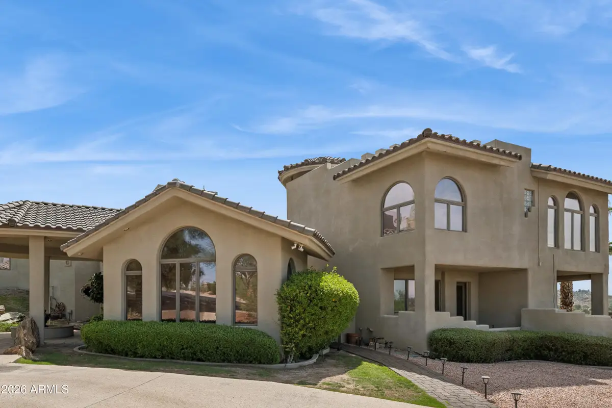 1121 E Country Gables Drive, Phoenix, AZ 85022 - #1