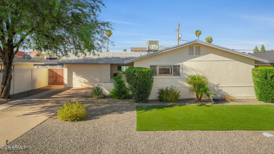 6912 E Edgemont Avenue, Scottsdale, AZ 85257 - #3