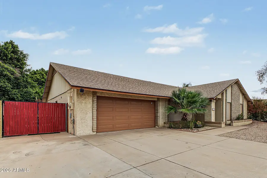 2238 W Naranja Avenue, Mesa, AZ 85202 - #3