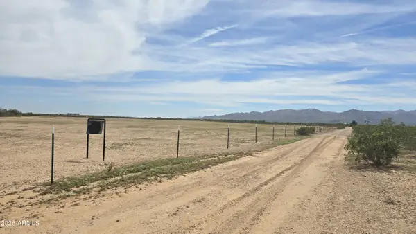 20353 W Jomax Road, Wittmann, AZ 85361