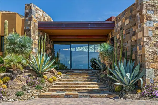 43105 N 102nd Street, Scottsdale, AZ 85262