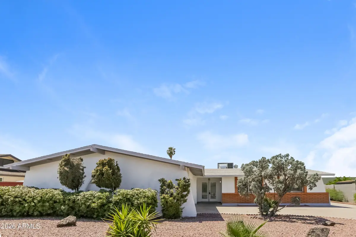 4635 W Laurel Lane, Glendale, AZ 85304 - #1