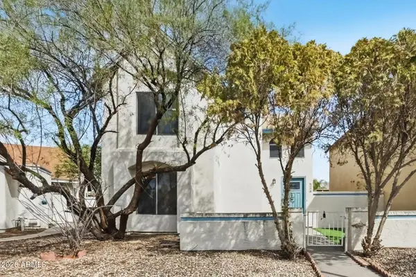 6738 W Kings Avenue, Peoria, AZ 85382