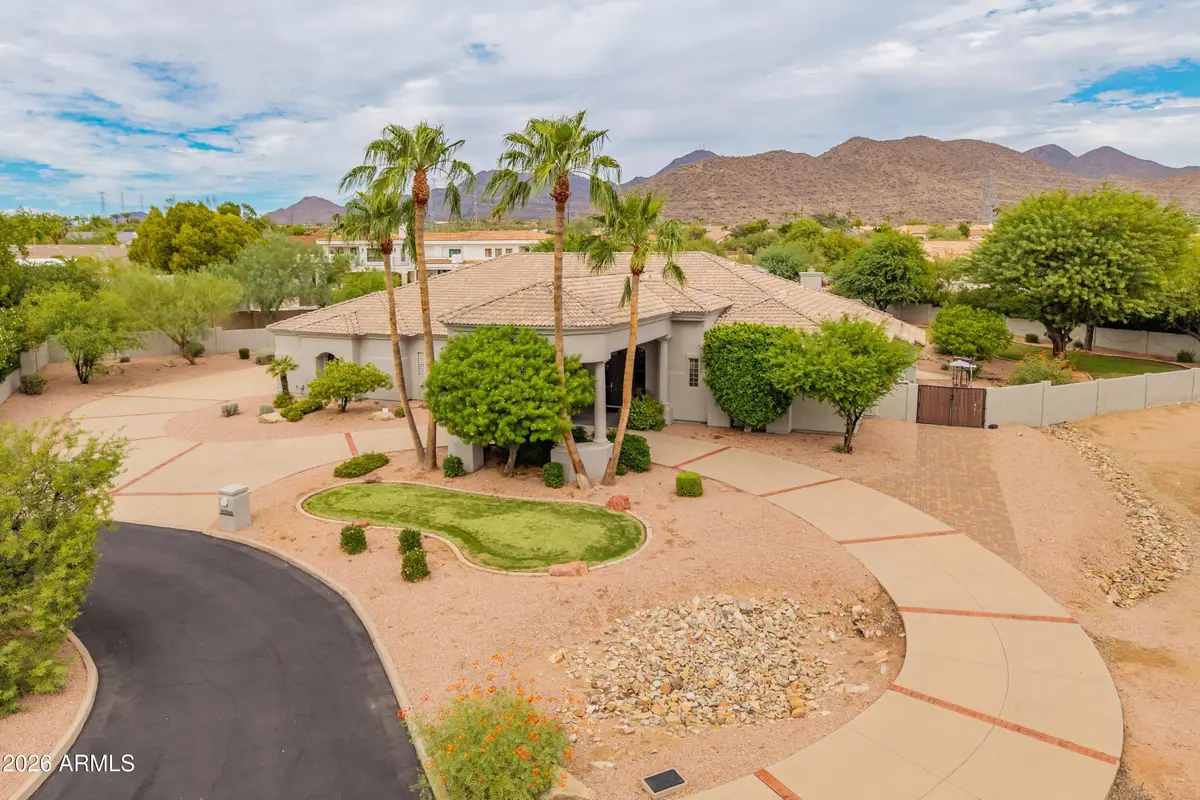 10768 E Laurel Lane, Scottsdale, AZ 85259 - #1
