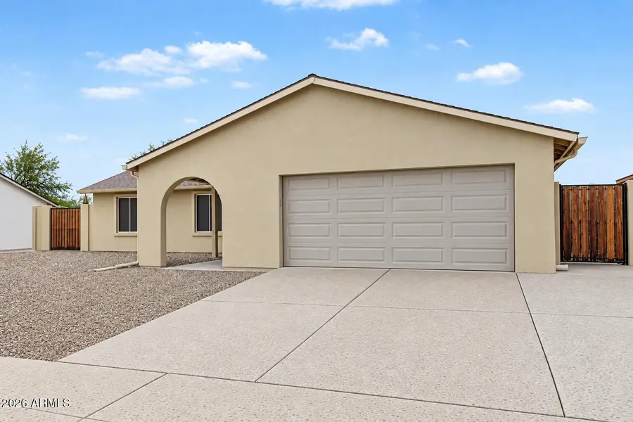 6007 S 42nd Street, Phoenix, AZ 85042 - #3