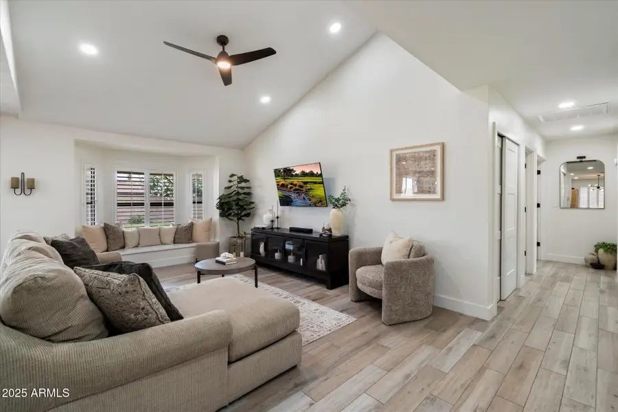6725 E Kings Avenue, Scottsdale, AZ 85254 - #3