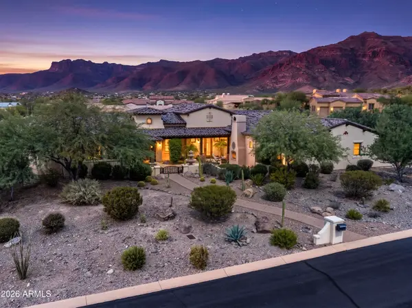 10744 E Copa Del Oro Lane, Gold Canyon, AZ 85118