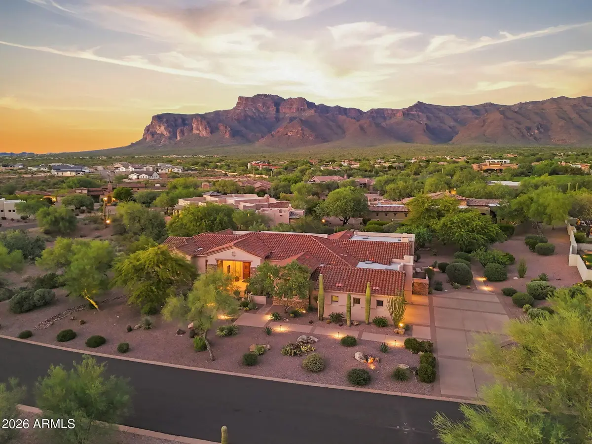 3205 S Ponderosa Drive, Gold Canyon, AZ 85118 - #1