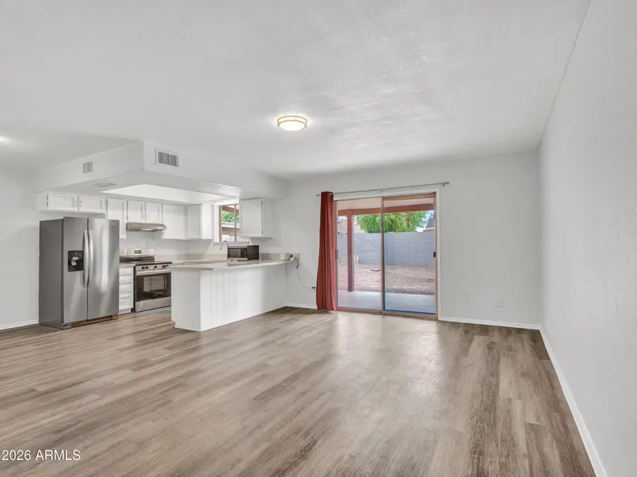 1842 E Grove Circle, Mesa, AZ 85204 - #3