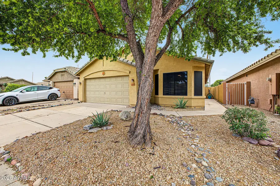 3357 E Blackhawk Drive, Phoenix, AZ 85050 - #2