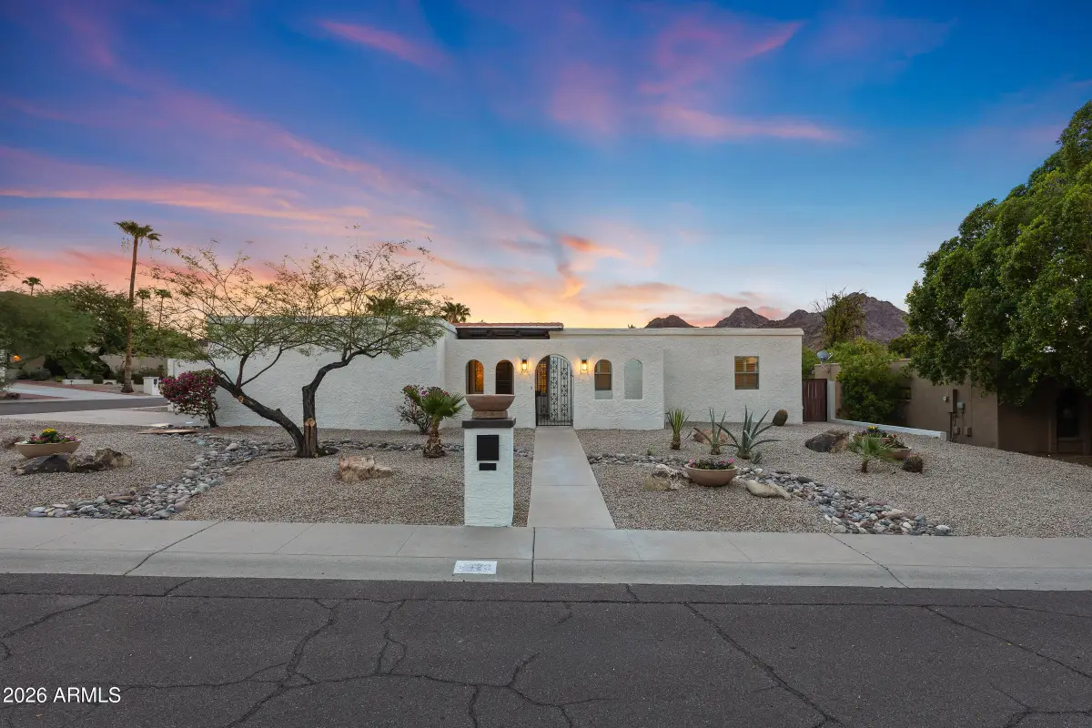 8423 N 16th Place, Phoenix, AZ 85020 - #1