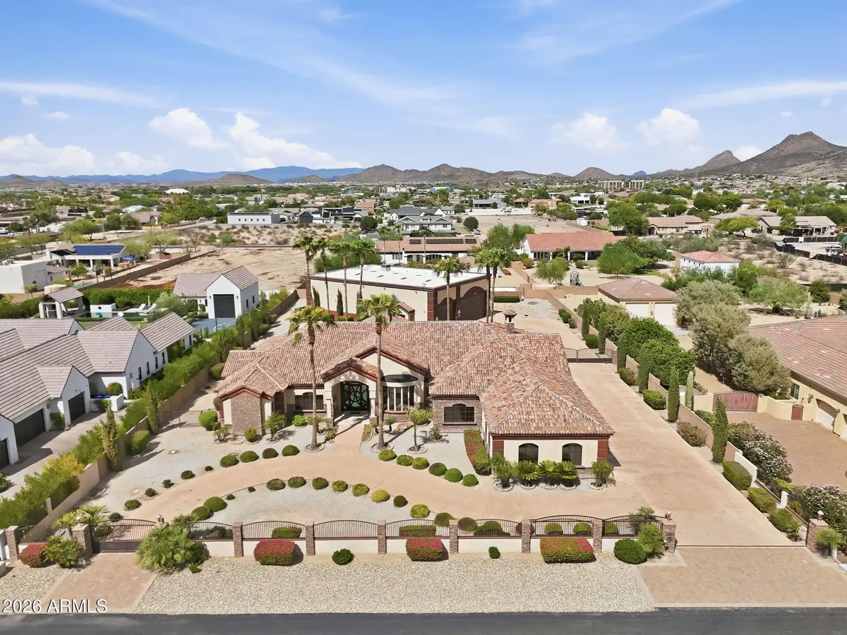 6930 W Camino De Oro --, Peoria, AZ 85383 - #1