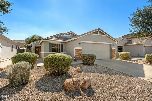 1825 W Desert Hills Drive, San Tan Valley, AZ 85144