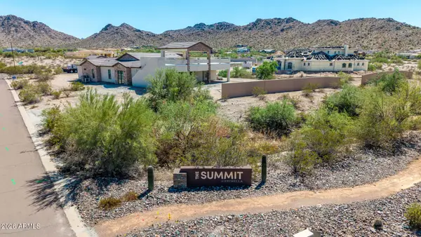 9071 S Krista Drive E #1, Goodyear, AZ 85338