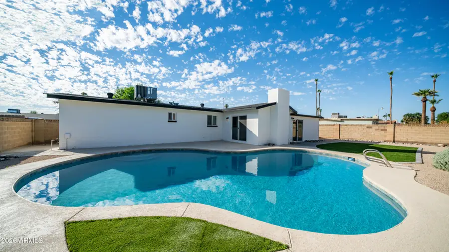 9221 N 37th Avenue, Phoenix, AZ 85051 - #2