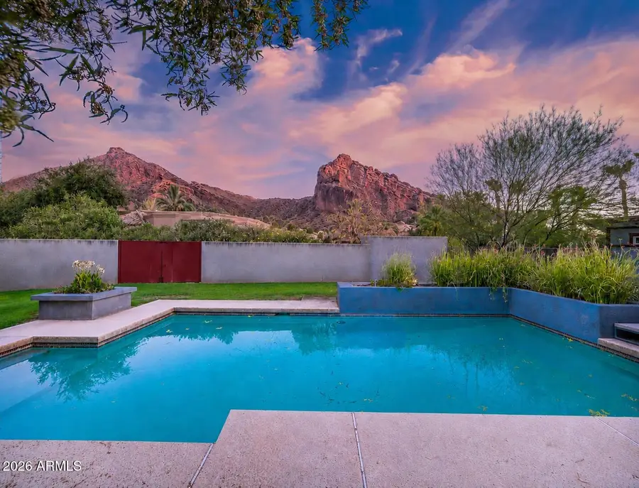 6318 N 52nd Place #11, Paradise Valley, AZ 85253 - #2