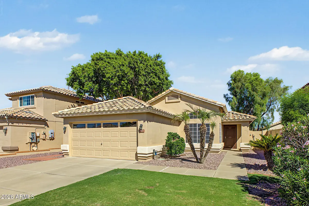 7454 W Louise Drive, Glendale, AZ 85310 - #1