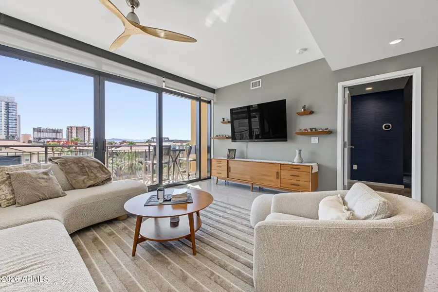 200 W Portland Street #627, Phoenix, AZ 85003 - #2