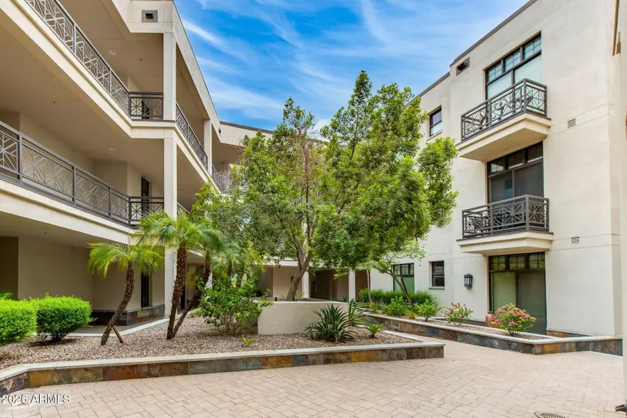 8 Biltmore Estate #115, Phoenix, AZ 85016 - #2