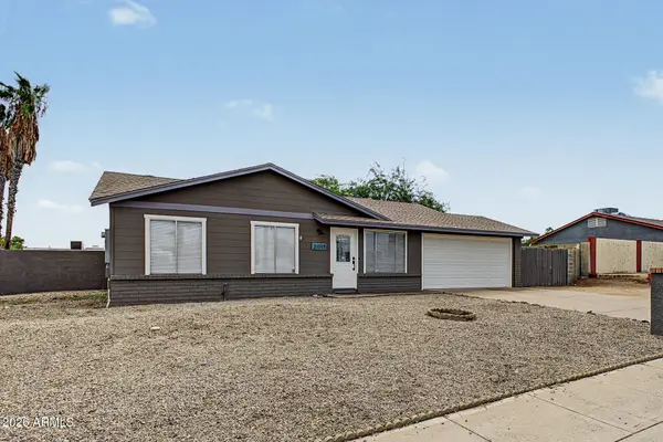 2015 E Vista Drive, Phoenix, AZ 85022
