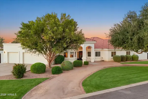 8546 E Waterford Circle, Mesa, AZ 85212