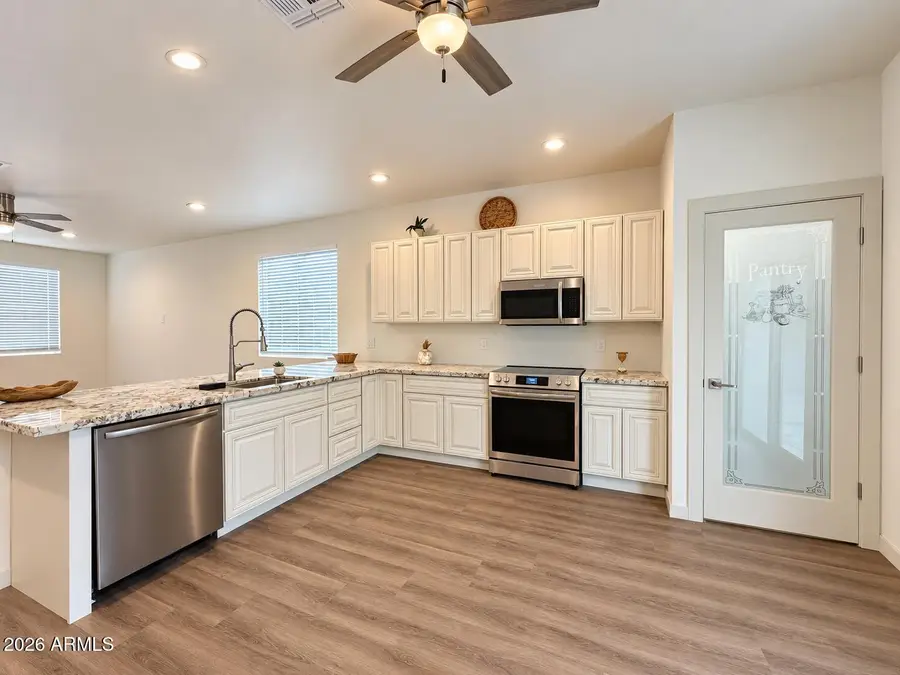 9402 W Santa Cruz Boulevard, Arizona City, AZ 85123 - #2