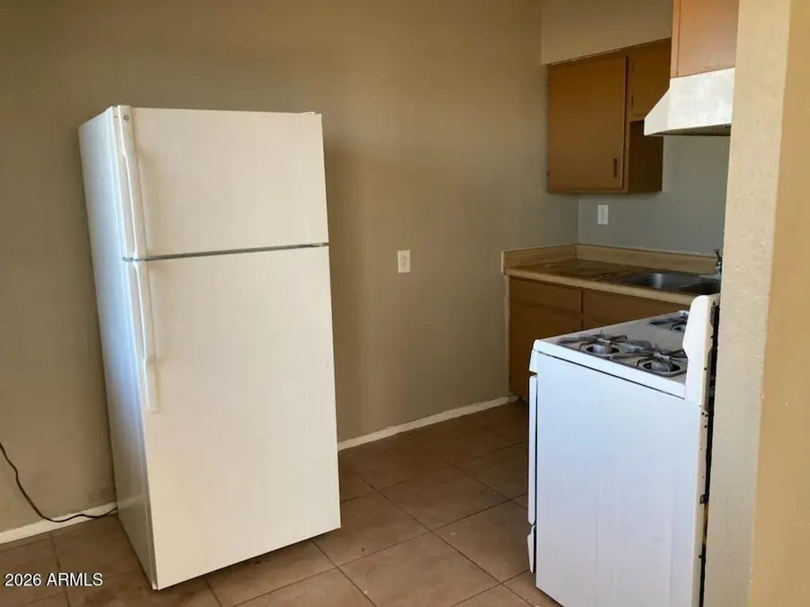 104 N Casa Grande Avenue, Casa Grande, AZ 85122 - #3