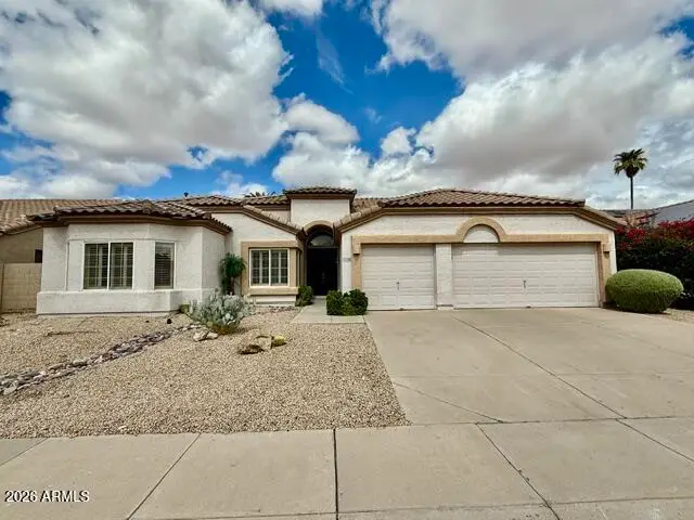 5526 E Woodridge Drive, Scottsdale, AZ 85254 - #1