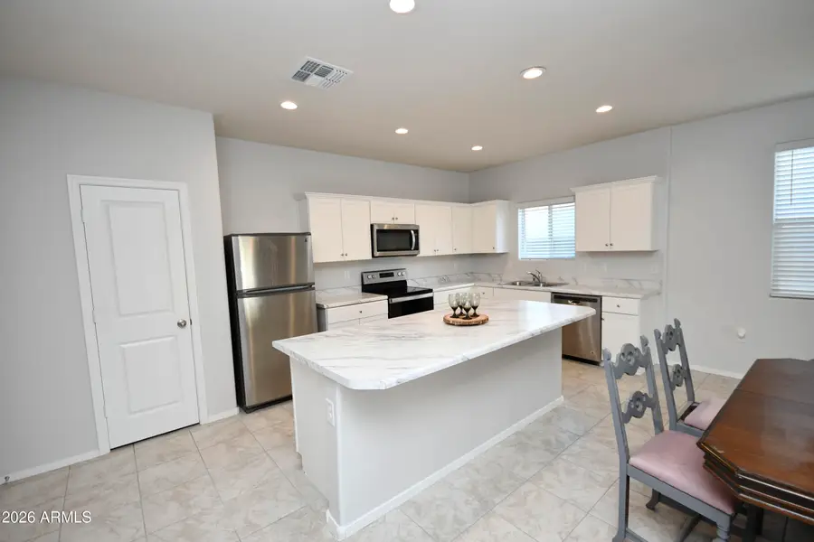 4662 W Nutmeg Avenue, Coolidge, AZ 85128 - #2