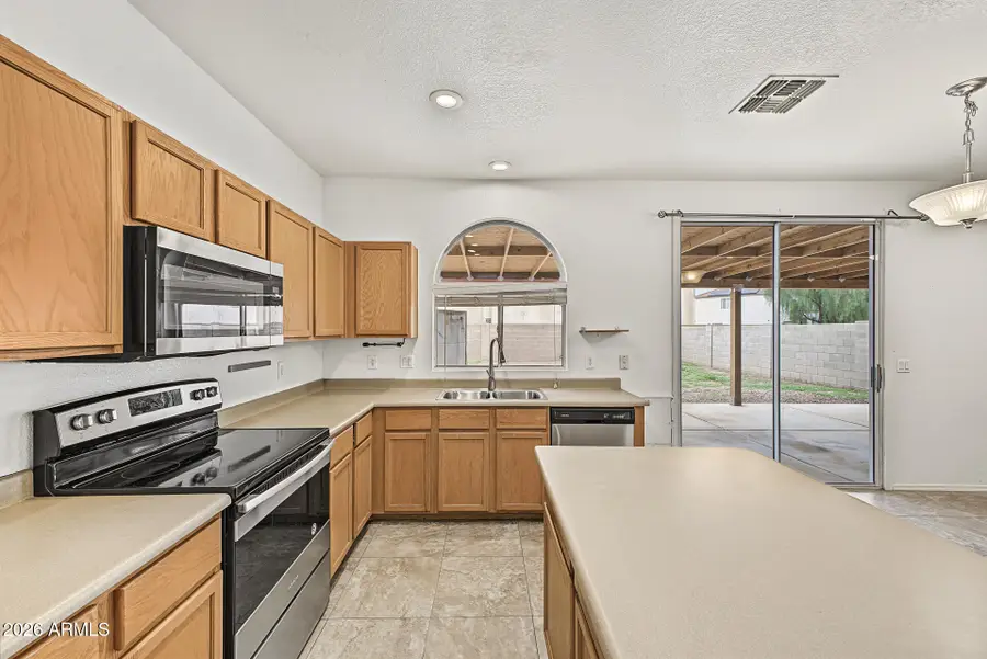 1116 E Altadonna Street, San Tan Valley, AZ 85140 - #2