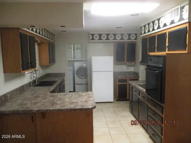 10643 W Roundelay Circle, Sun City, AZ 85351 - #3