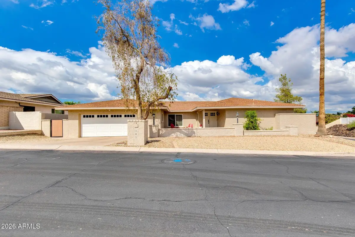 502 W Surrey Avenue, Phoenix, AZ 85029 - #1