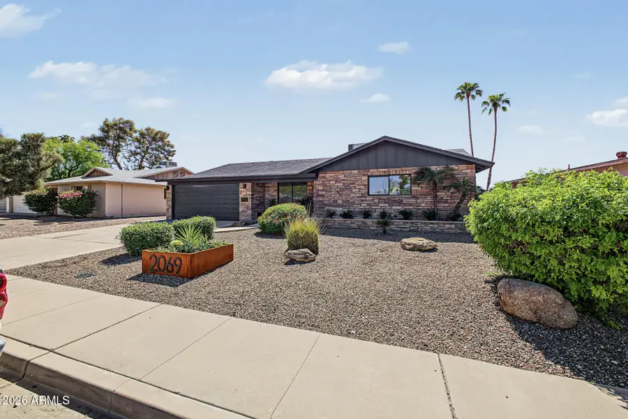 2069 E Carson Drive, Tempe, AZ 85282 - #2