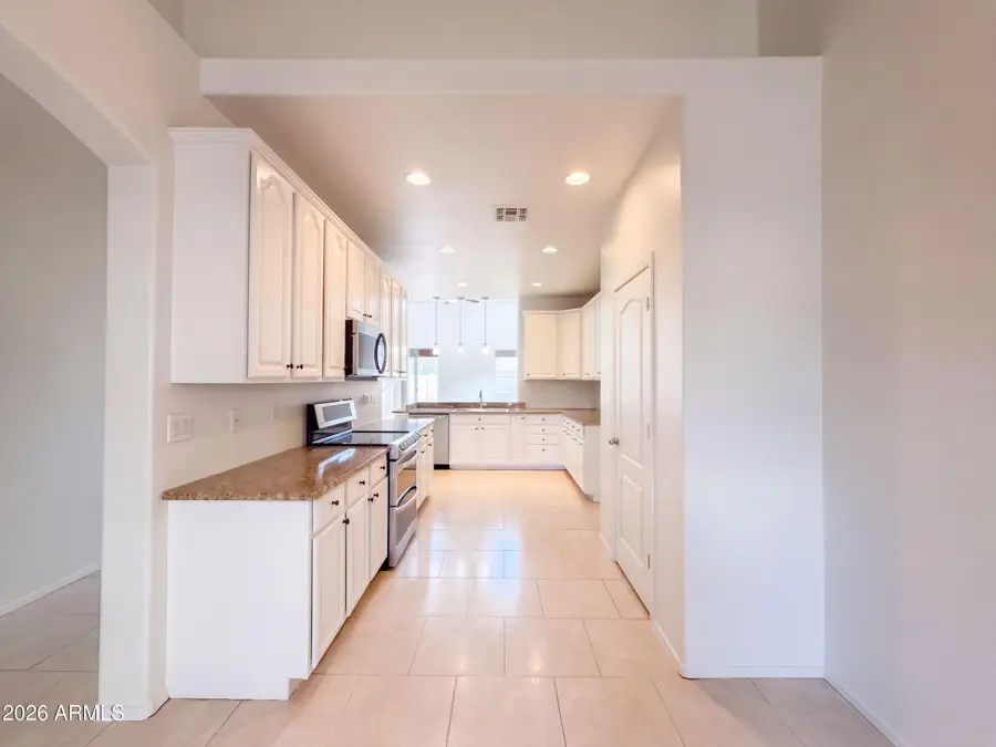 42528 W Somerset Drive, Maricopa, AZ 85138 - #2