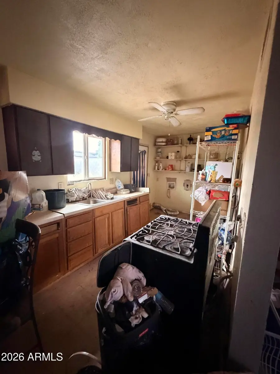731 E South Mountain Avenue, Phoenix, AZ 85042 - #3