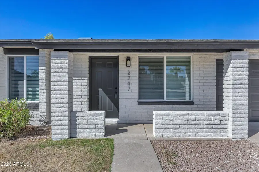 2247 S Emerson Circle, Mesa, AZ 85210 - #3