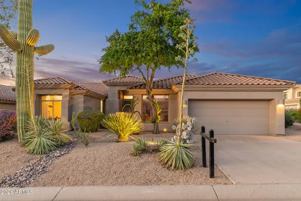 9046 E Calle De Valle Drive, Scottsdale, AZ 85255