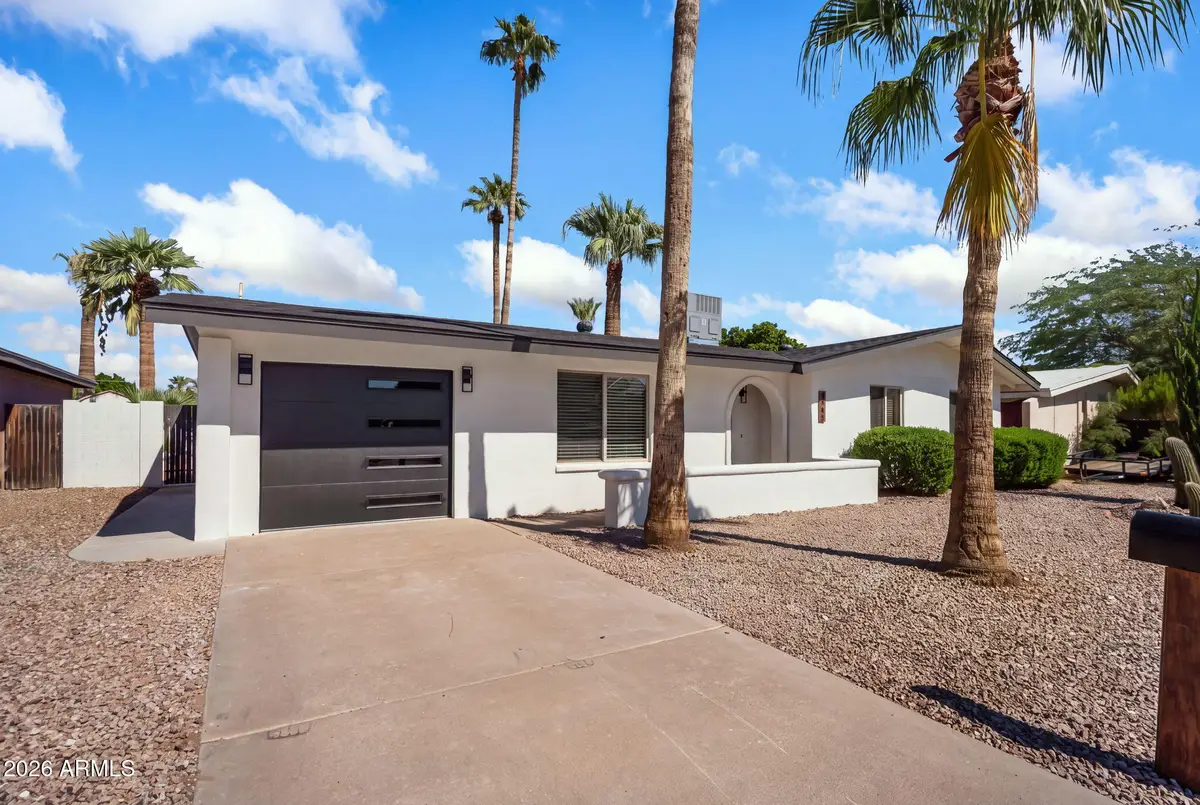 4150 E Cannon Drive, Phoenix, AZ 85028 - #1
