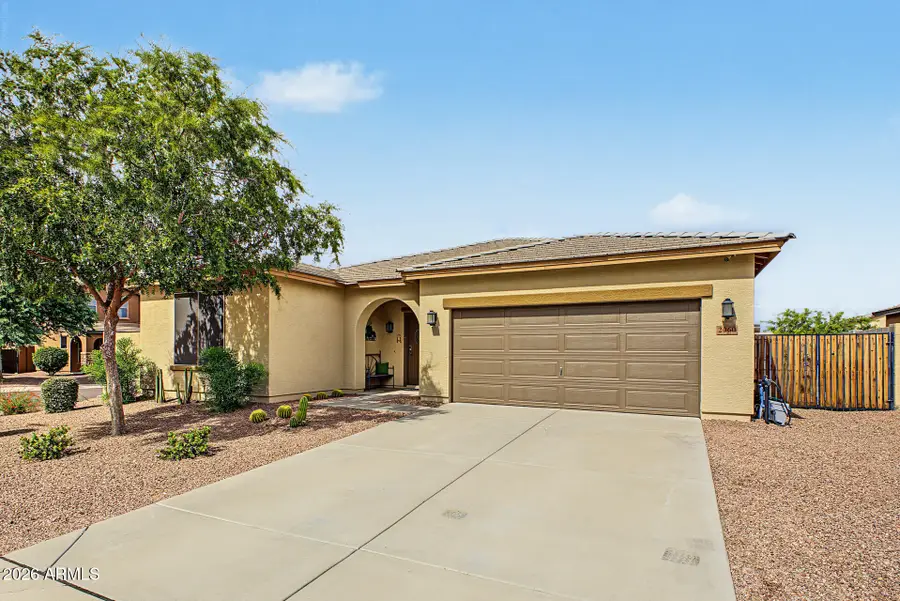 2060 W Wrangler Way, San Tan Valley, AZ 85144 - #3