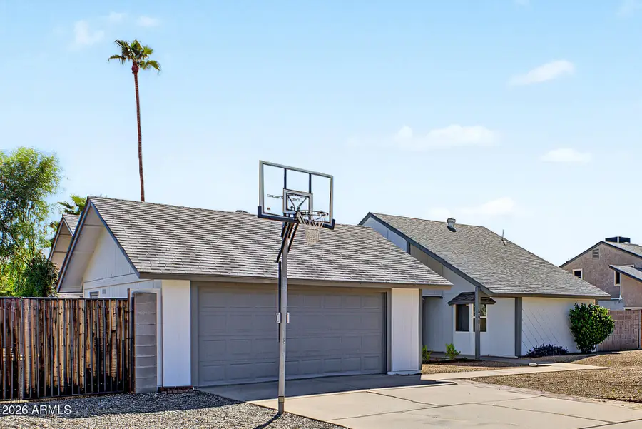 4401 W Gelding Drive, Glendale, AZ 85306 - #2