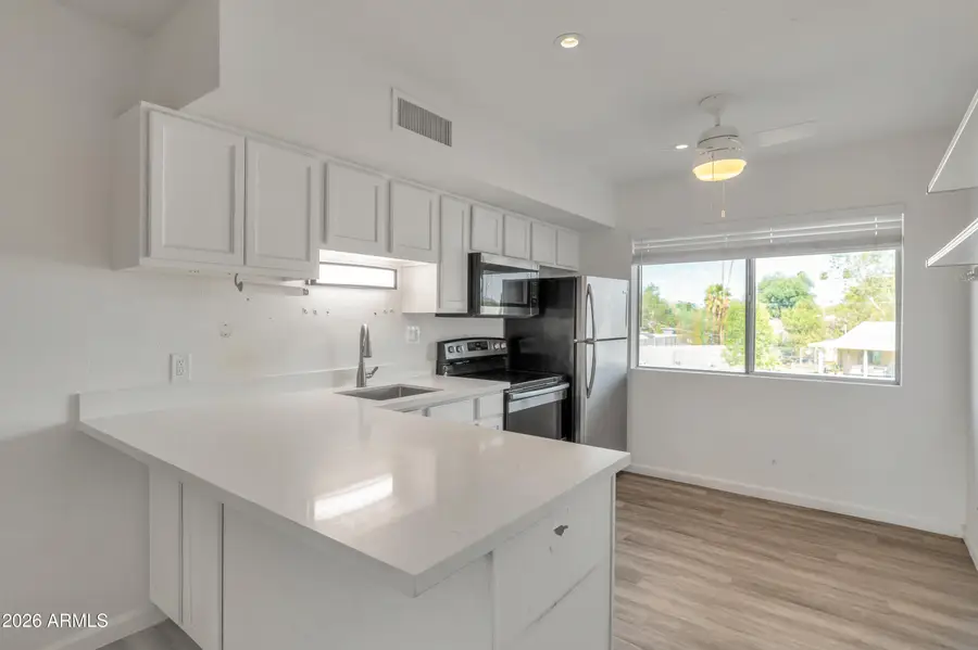 749 E Montebello Avenue #229, Phoenix, AZ 85014 - #2