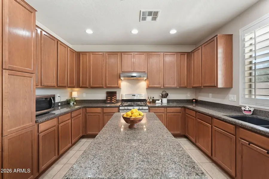 12735 W Lowden Road, Peoria, AZ 85383 - #2