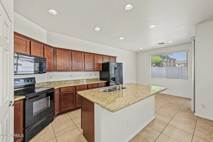 18190 W Ivy Lane, Surprise, AZ 85388 - #3