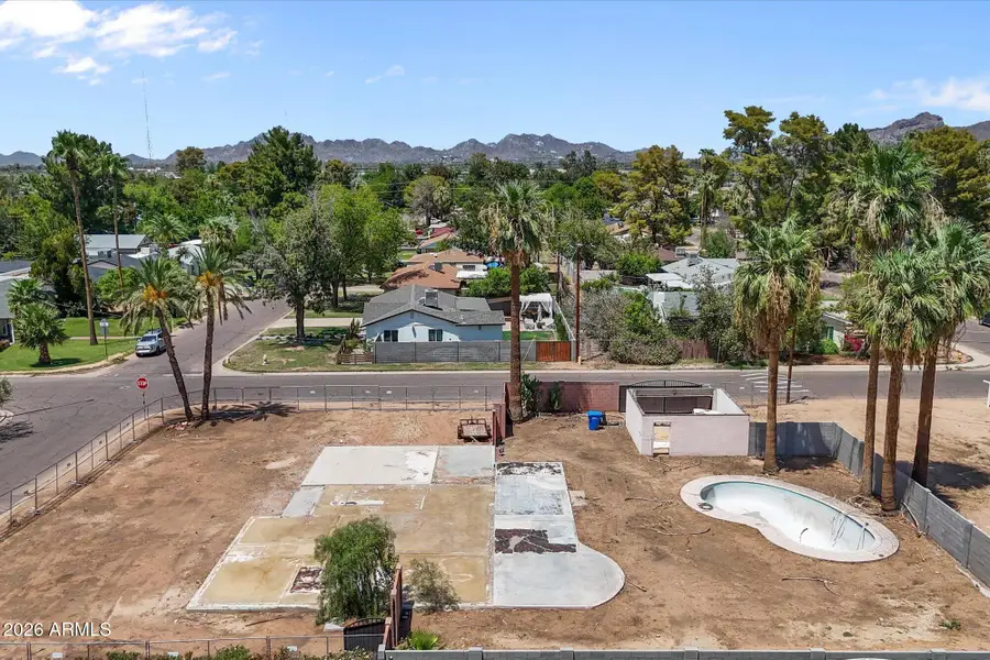 1875 N 38th Place #A, Phoenix, AZ 85008 - #2