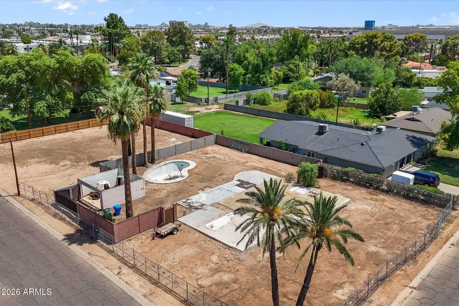 1875 N 38th Place #A, Phoenix, AZ 85008 - #3