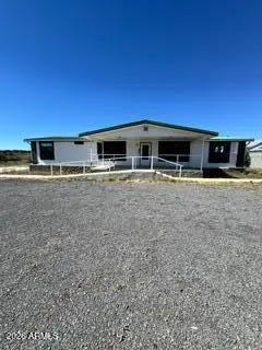 46804 N 7th Street, Ash Fork, AZ 86320 - #1