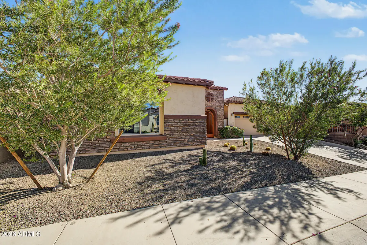 17529 W Cottonwood Lane, Goodyear, AZ 85338 - #1