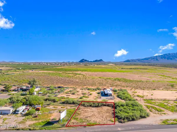 56XXX W Us Hwy 60 -- #5, Aguila, AZ 85320