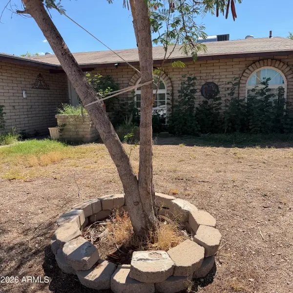 5604 W 48 Lane, Glendale, AZ 85301